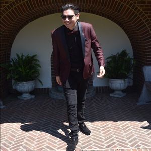 Meet your Posher, Moisés