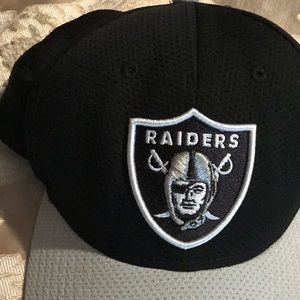 Raiders NFL Hat!
