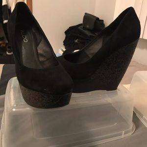 Black Sparkly Wedges