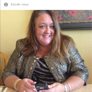 Meet your Posher, Leigh