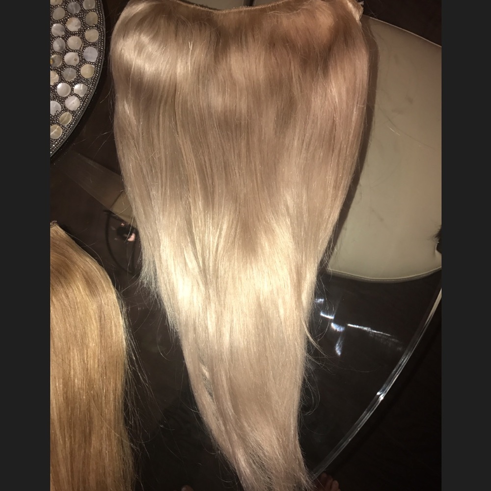 Authentic HALO COUTURE 20" ash blonde extensions