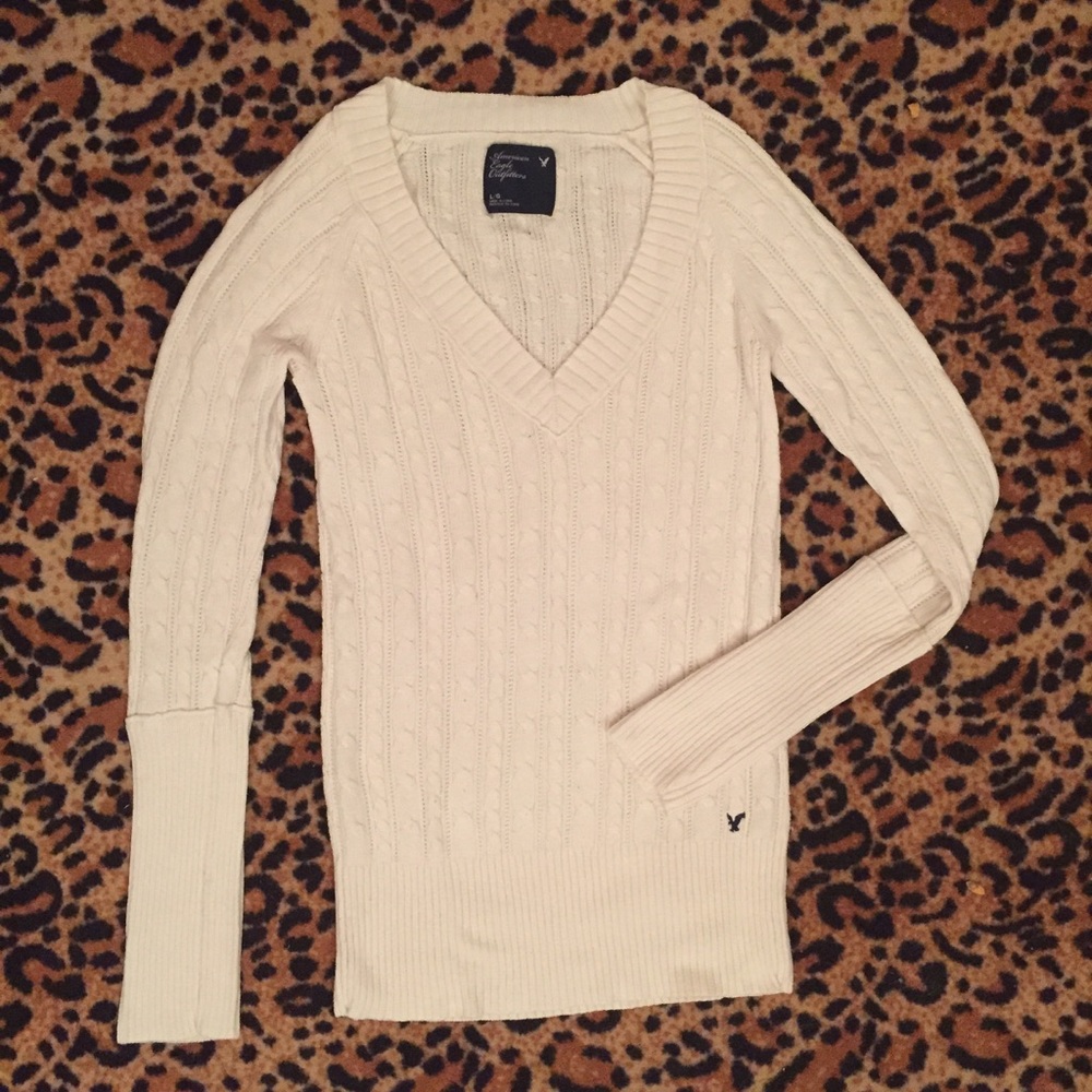 American Eagle white sweater