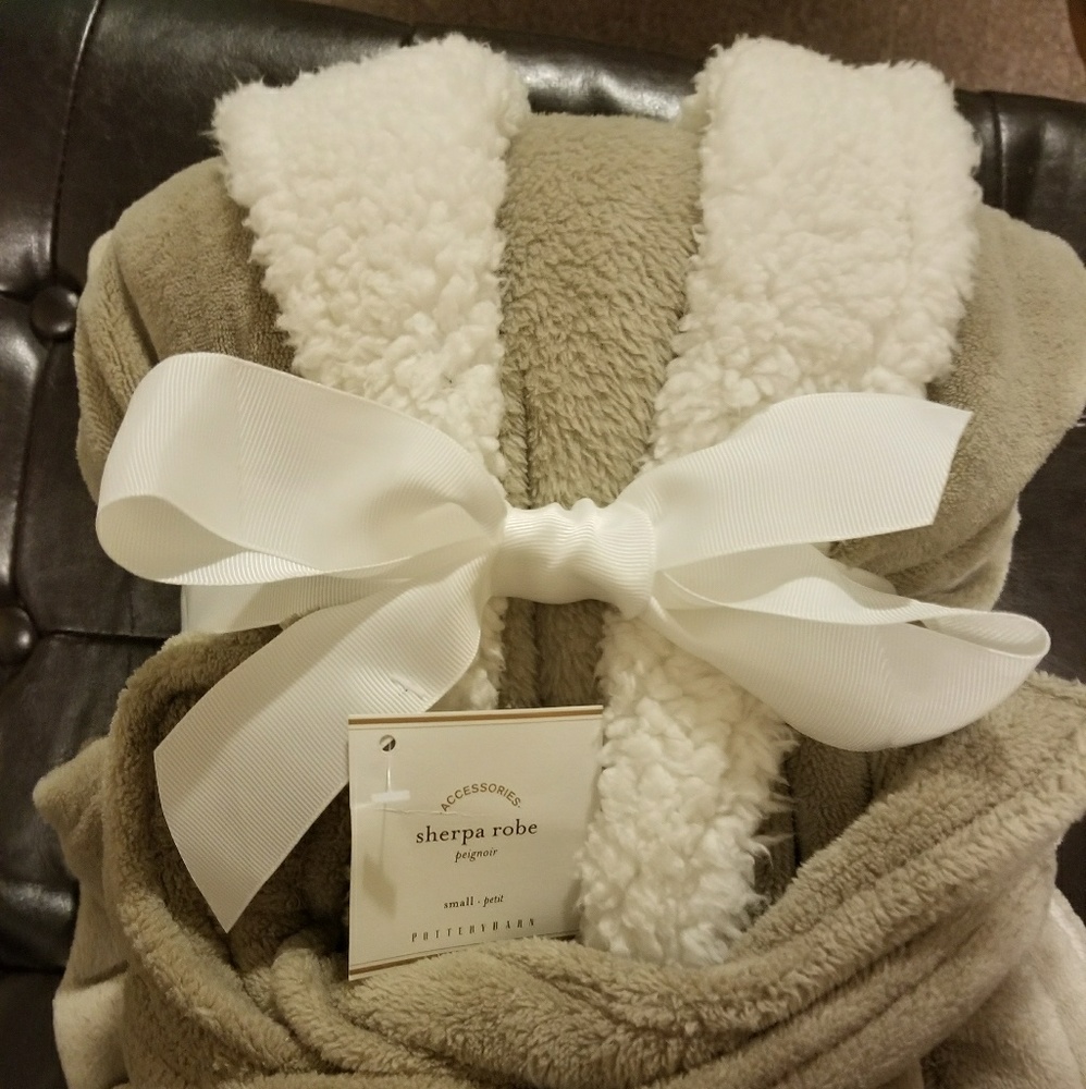 POTTERY BARN SHERPA ROBE