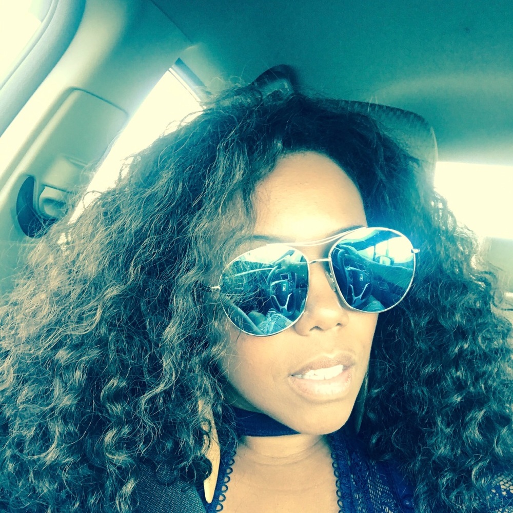 Meet your Posher, Alexandra