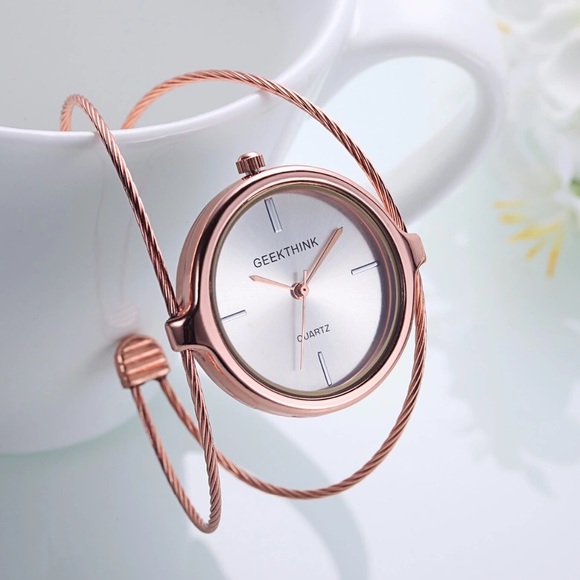 Rose Gold Color Bangle DBL Ring Quartz Watch. - Picture 2 of 2