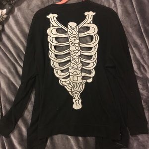 Super cute Skeleton back cardigan