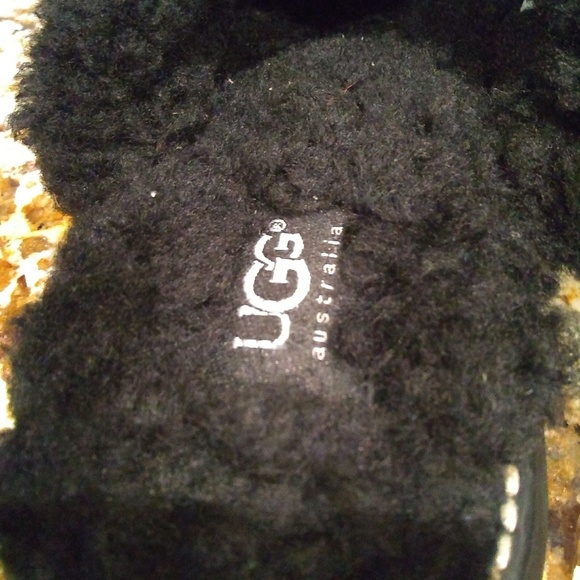Ugg slip ons shoes - Picture 6 of 7