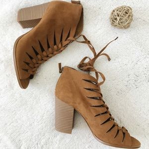 Melrose and Market Zora Strappy Faux Suede Sandal