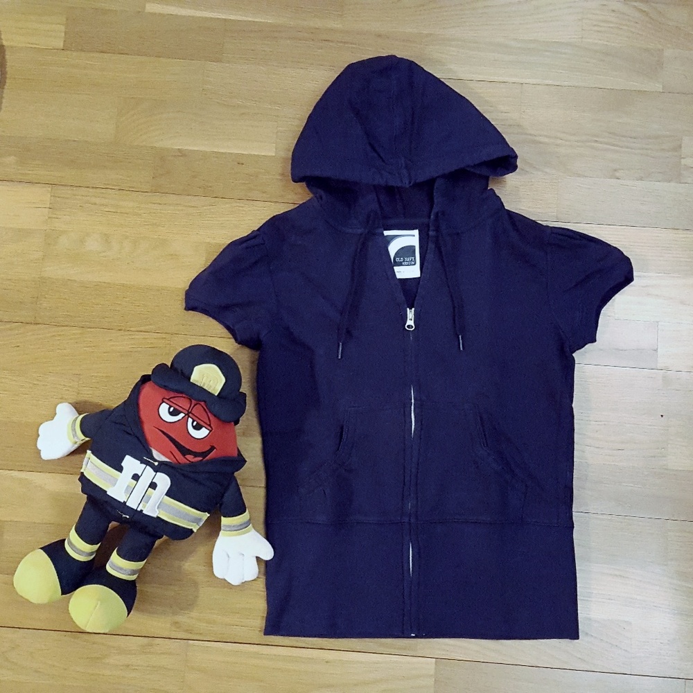 SOLD Old Navy short sleeve hoodie
