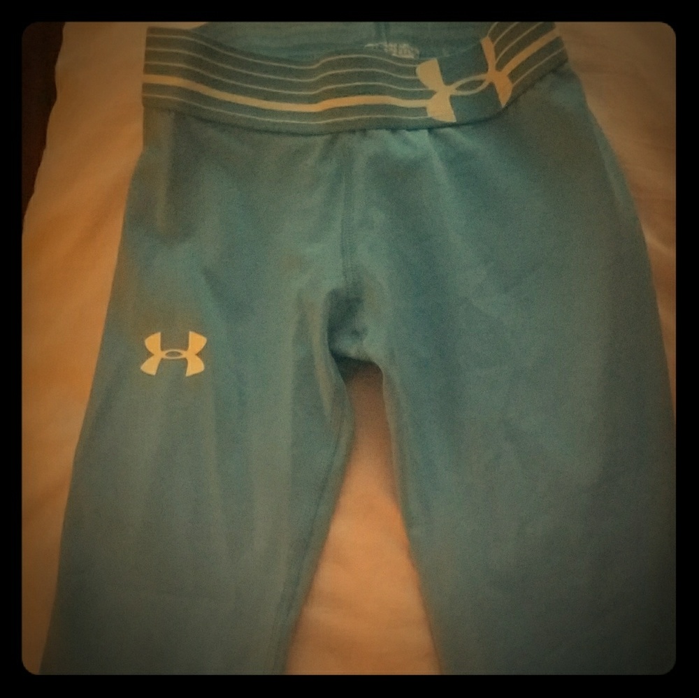 Youth girls capris size small nwt