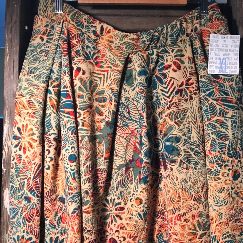 LuLaRoe Xl Madison Skirt Nwt