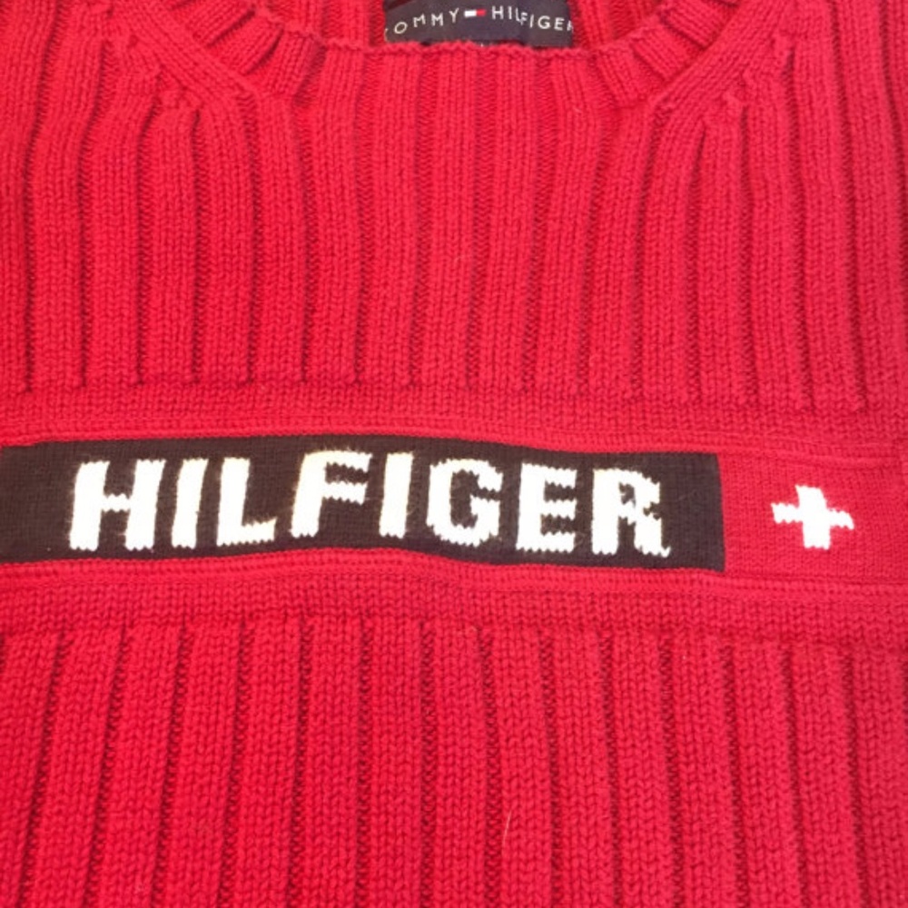 VINTAGE TOMMY HILFIGER SWEATER