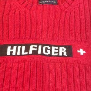 VINTAGE TOMMY HILFIGER SWEATER