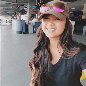 Meet your Posher, Jhanela