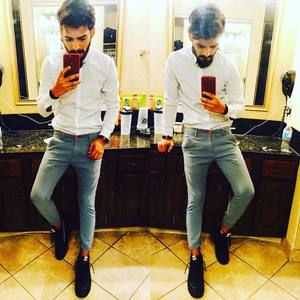 Meet your Posher, Himanshu