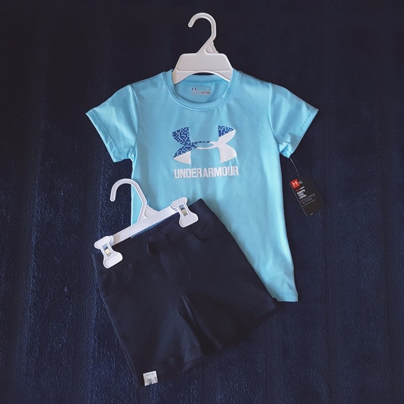 *SOLD Brand NEW Under Armour top and shorts bundle - Picture 1 of 2