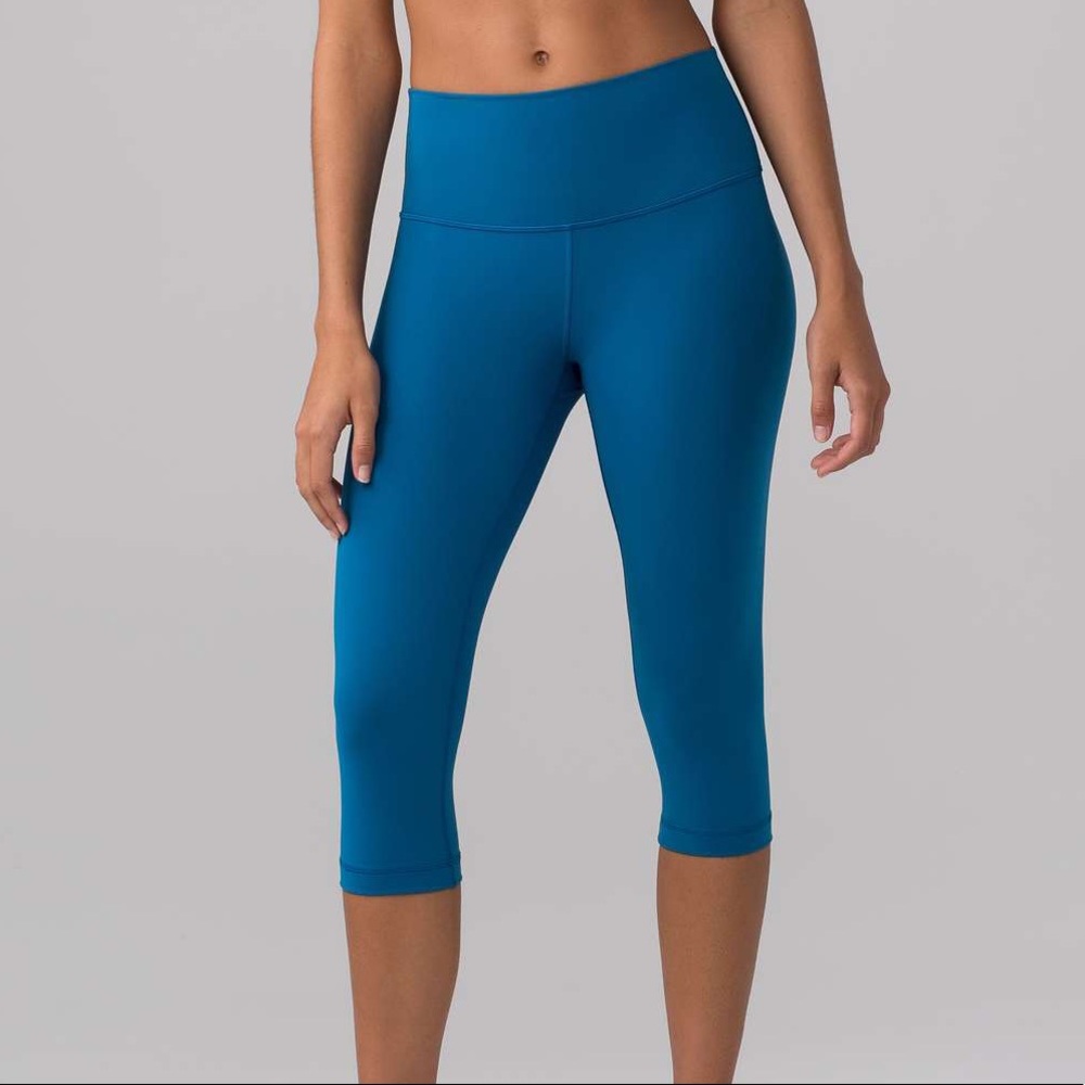 Lululemon Wunder Under Hi-Rise 1/2 Tight