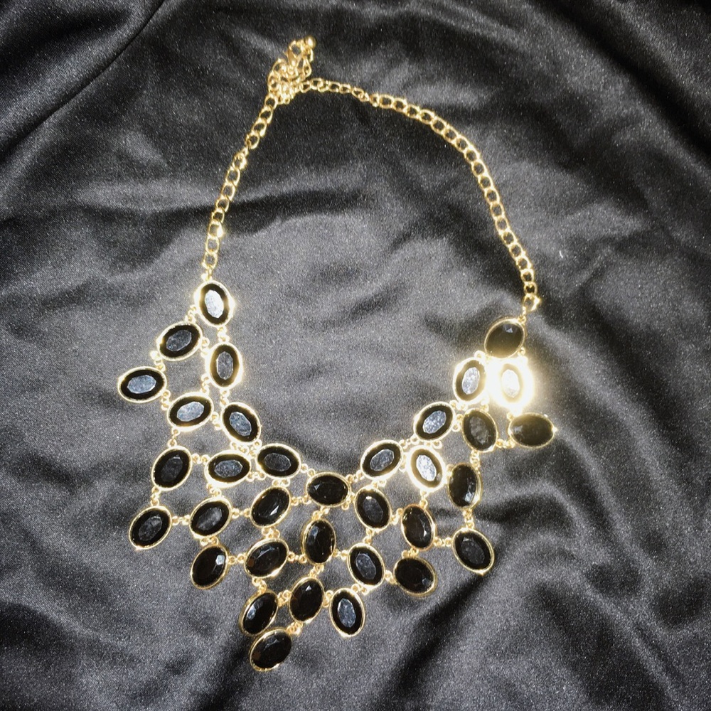 Black Party Necklace