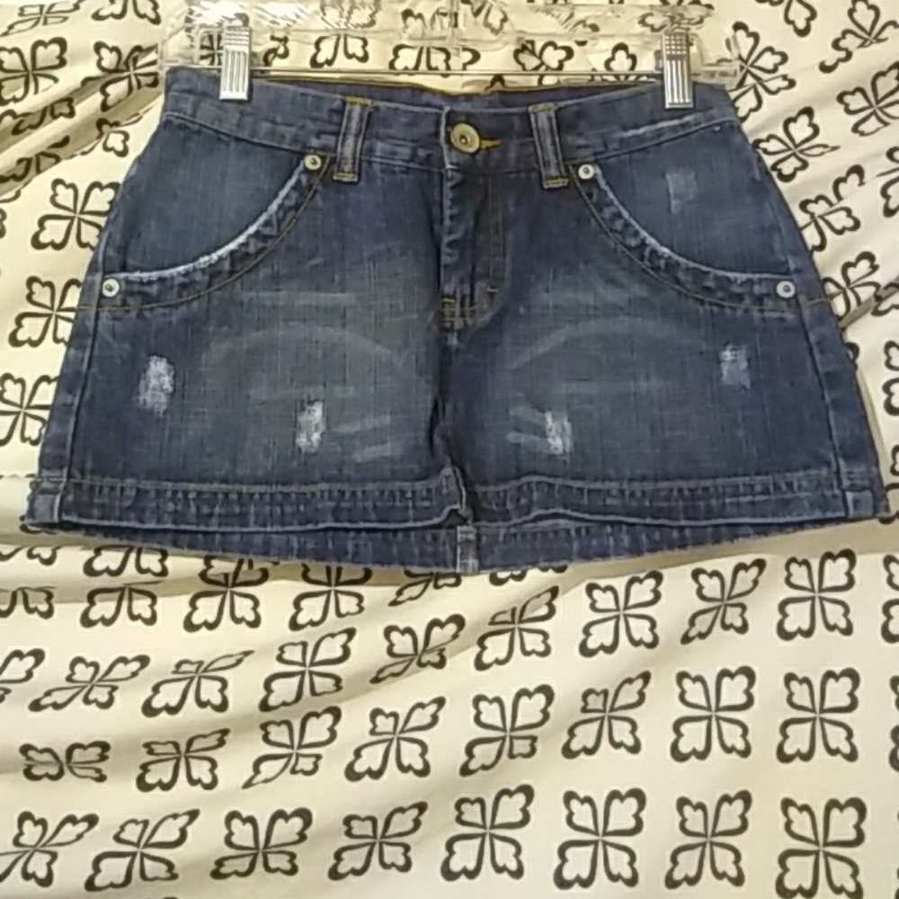 Denim skirt