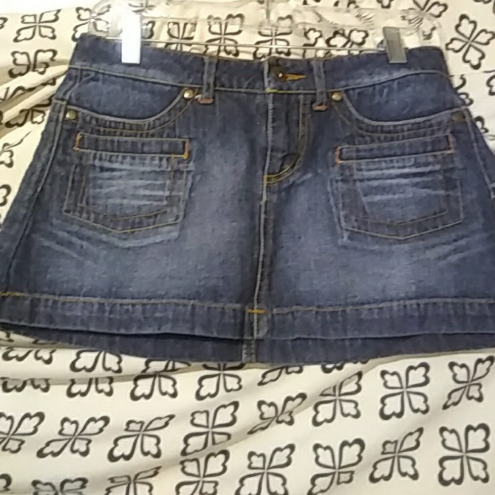 Denim skirt