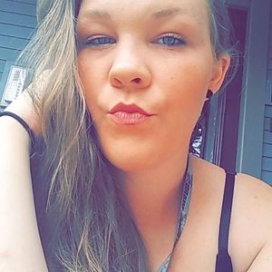 Meet your Posher, Raycharliee