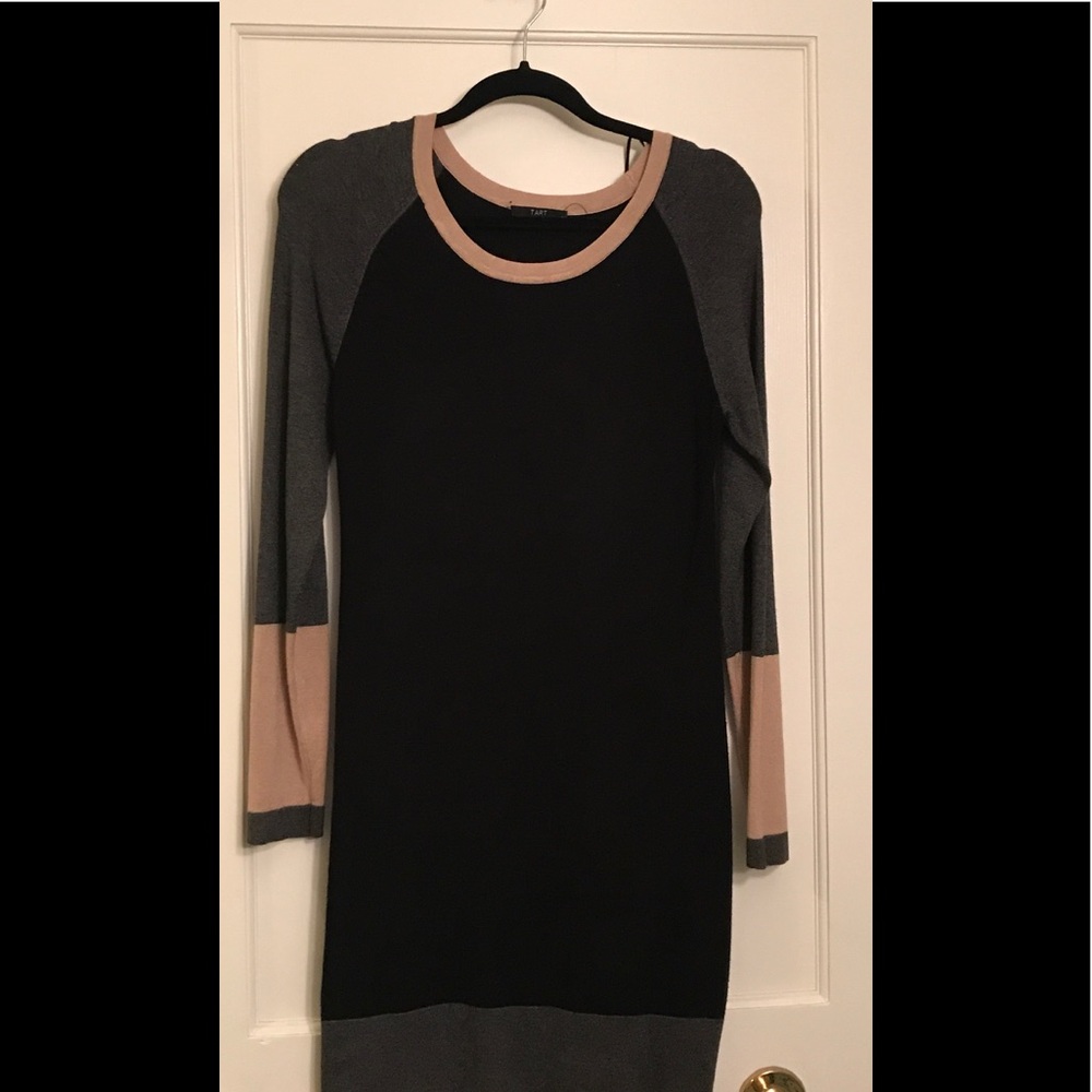 Fitted long sleeve dress