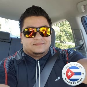 Meet your Posher, Luis