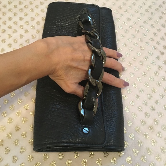 ⭐️ Michael Kors evening Clutch 👛 - Picture 3 of 8