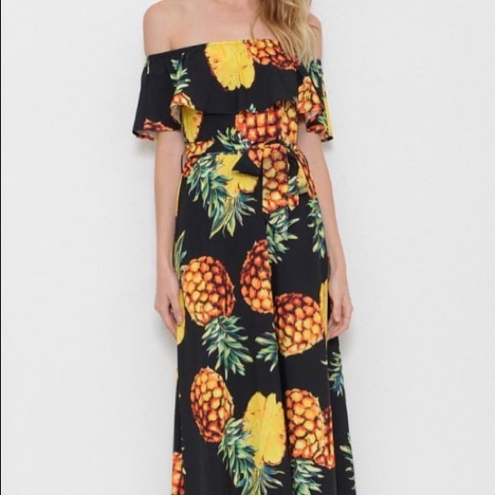 Off the shoulder pineapple dress