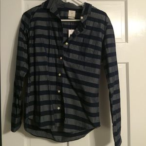 Gap button down blouse