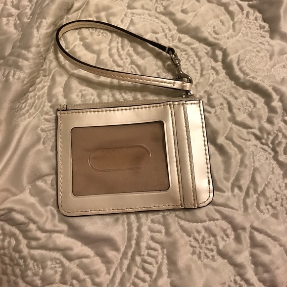 Coach ID carrier - Picture 2 of 3