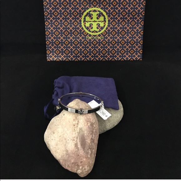 TORY BURCH BANGLE BRACELET (Silver) NWT. - Picture 2 of 5