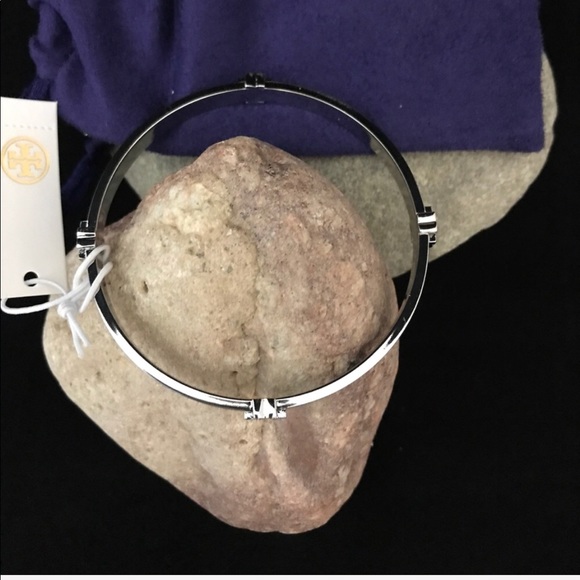 TORY BURCH BANGLE BRACELET (Silver) NWT. - Picture 4 of 5