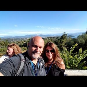 Meet your Posher, Robin