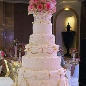 Meet your Posher, Mena