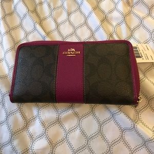 Coach Signature Lth Pvc Acc Zip