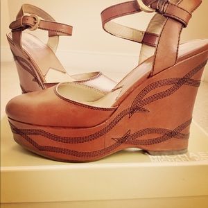 💥Michael Kors Platform Sandals💥