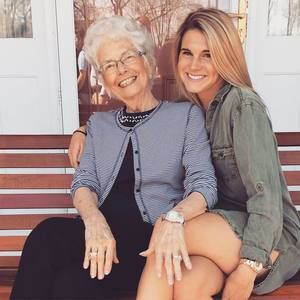 Meet your Posher, Jade