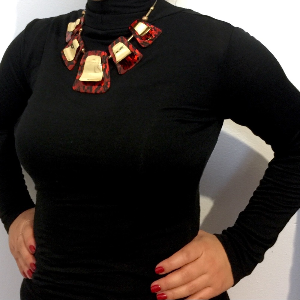 Statement Necklace Red/Gold