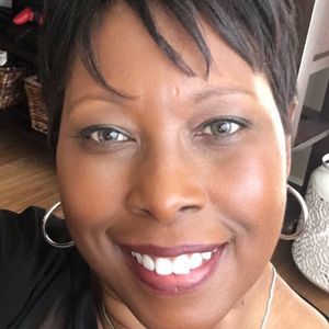 Meet your Posher, Adriane