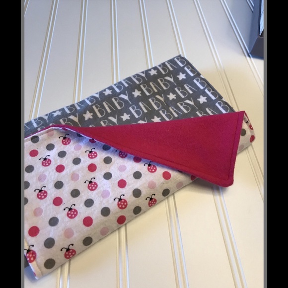 Set of 4 Cotton Burp cloths, burp rag, baby girl - Picture 3 of 5