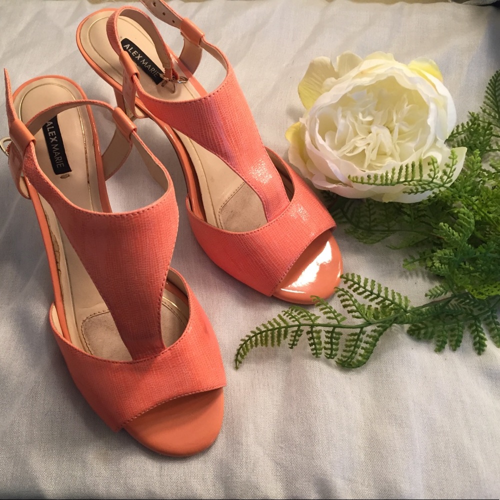 Coral/ peach heels
