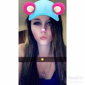 Meet your Posher, Paige