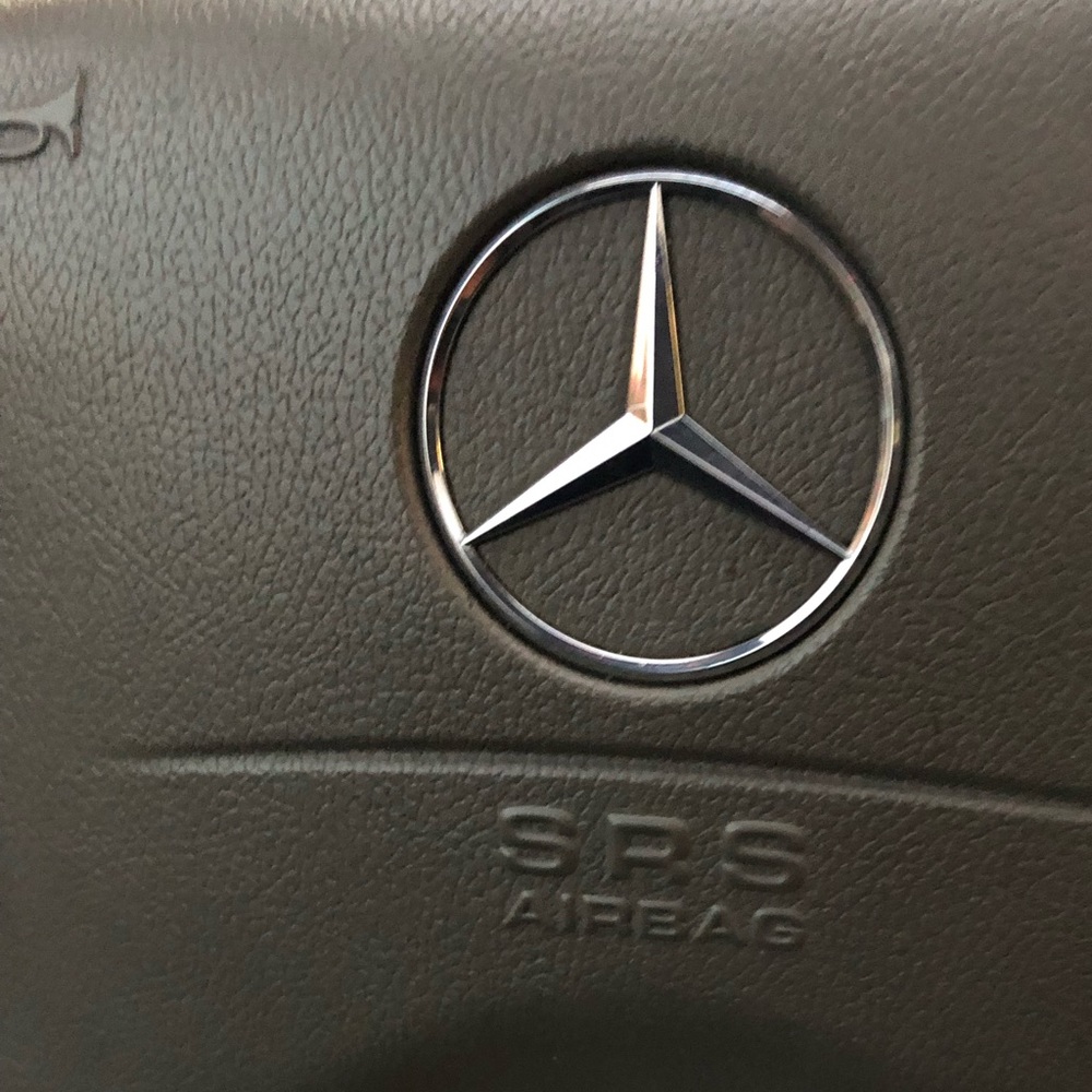 Meet your Posher, Meko