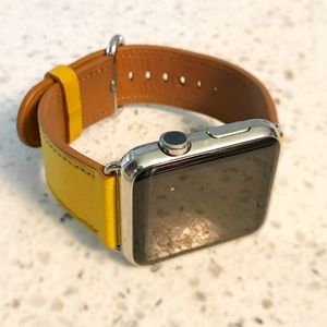 Apple Watch 42mm Series 1 w/ Apple Leather Band