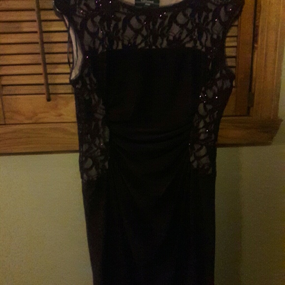 Dress - Picture 1 of 1