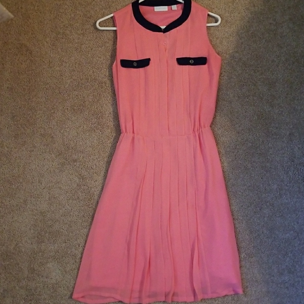 NY&CO coral and navy pleated dress