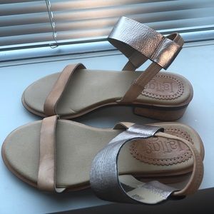 Latigo sandals