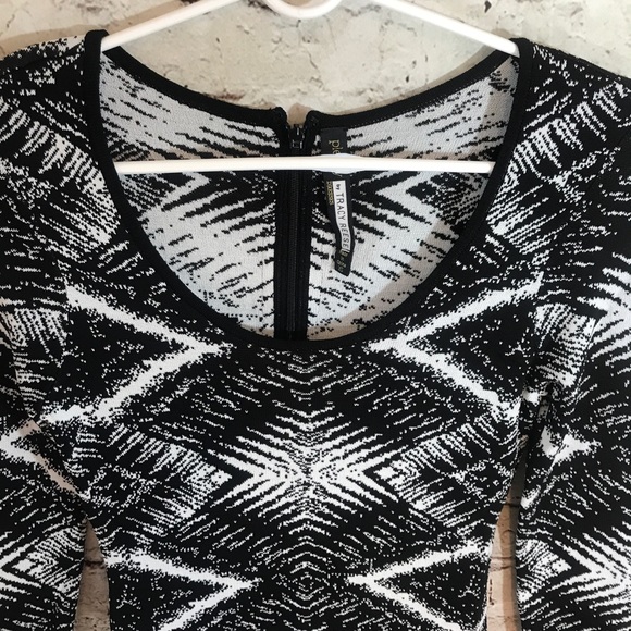 Plenty By Trace Reese Felicity Bodycon Dress - Picture 4 of 7