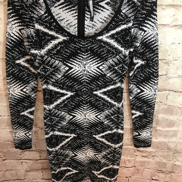 Plenty By Trace Reese Felicity Bodycon Dress - Picture 5 of 7